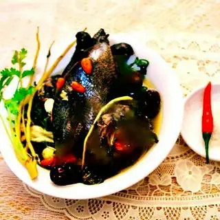 Hình ảnh Combo gà ác - óc tần ngải cứu thuốc bắc - mỳ tôm