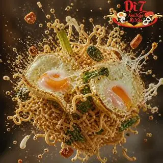 Hình ảnh Mì Xào 2 trứng opla