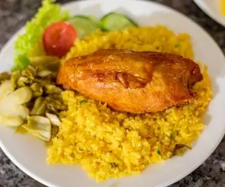 Hình ảnh Cơm má đùi