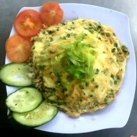 Hình ảnh Cơm chiên trứng đánh hành lá 1 trứng nhé
