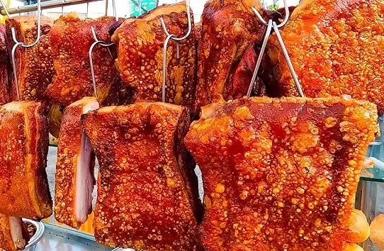 Hình ảnh Heo Quay (nửa kg) chặt sẵn