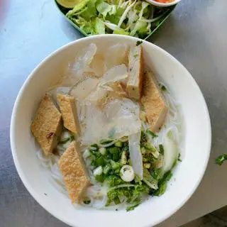 Hình ảnh Bún chả cá - sứa