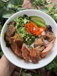 Hình ảnh Bún thịt nướng - nem nướng