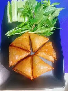 Hình ảnh Chả giò tam giác
