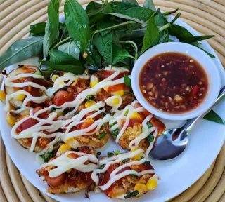 Hình ảnh Bánh trứng cút chiên 