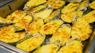 Hình ảnh Hàu Nướng Phô Mai