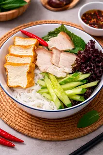 Hình ảnh Bún mắm nên thịt luộc +đậu hủ