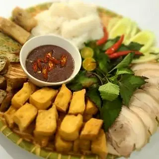 Hình ảnh Bún đậu dồi sụn chân giò nem chả cốm