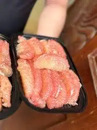 Hình ảnh Bưởi da xanh bóc sẵn 1kg + muối tôm