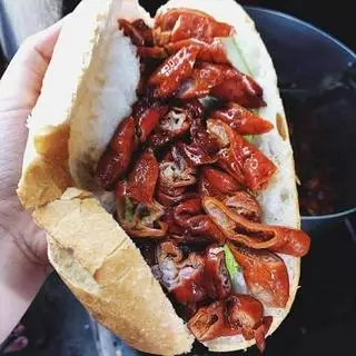 Hình ảnh Bánh Mì Phá Lấu Thú Linh 
