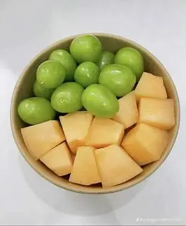 Hình ảnh Mix nho sữa - dưa vàng