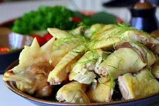 Hình ảnh Gà Tre Hấp Lá Chanh