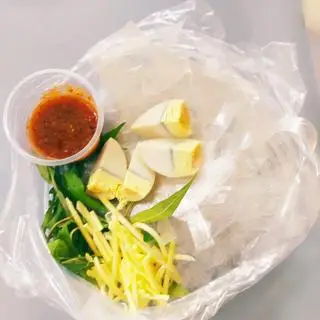 Hình ảnh bánh tráng chấm phơi sương trứng gà 
