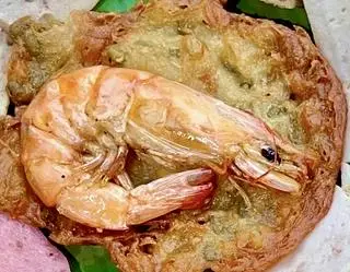 Hình ảnh Bánh Tôm Nguyên Con