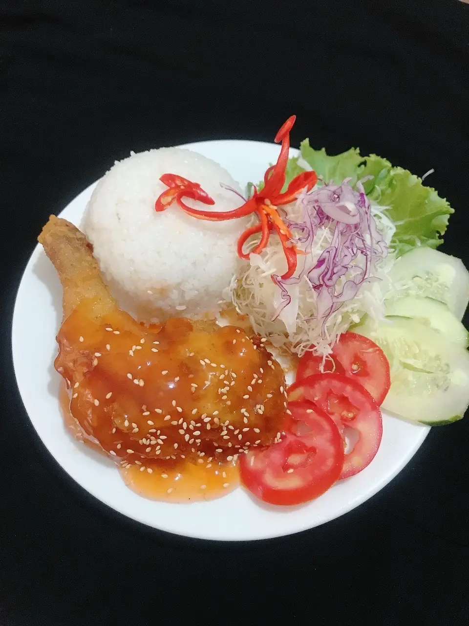 Hình ảnh Cơm gà không xương  BBQ