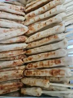 Hình ảnh 2 cây nem nướng (4 miếng)