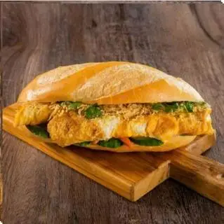 Hình ảnh Bánh mì pate trứng tráng (1quả trứng)