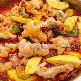 Hình ảnh Chân gà sốt thái