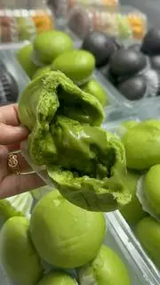 Hình ảnh Bánh Bao matcha lava