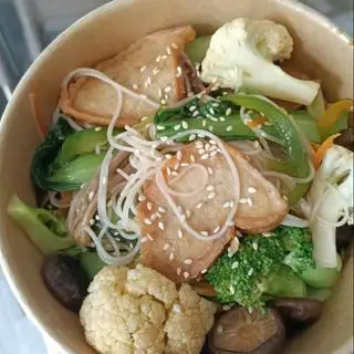 Hình ảnh bún gạo xào thập cẩm chay 
