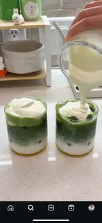 Hình ảnh Matcha latte kem muối