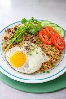 Hình ảnh com chien nai trung