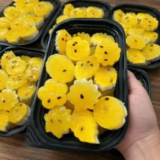 Hình ảnh Rau Câu Chanh Dây Size Lớn Mát Lạnh