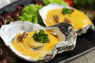 Hình ảnh Hào nướng phô-mai 