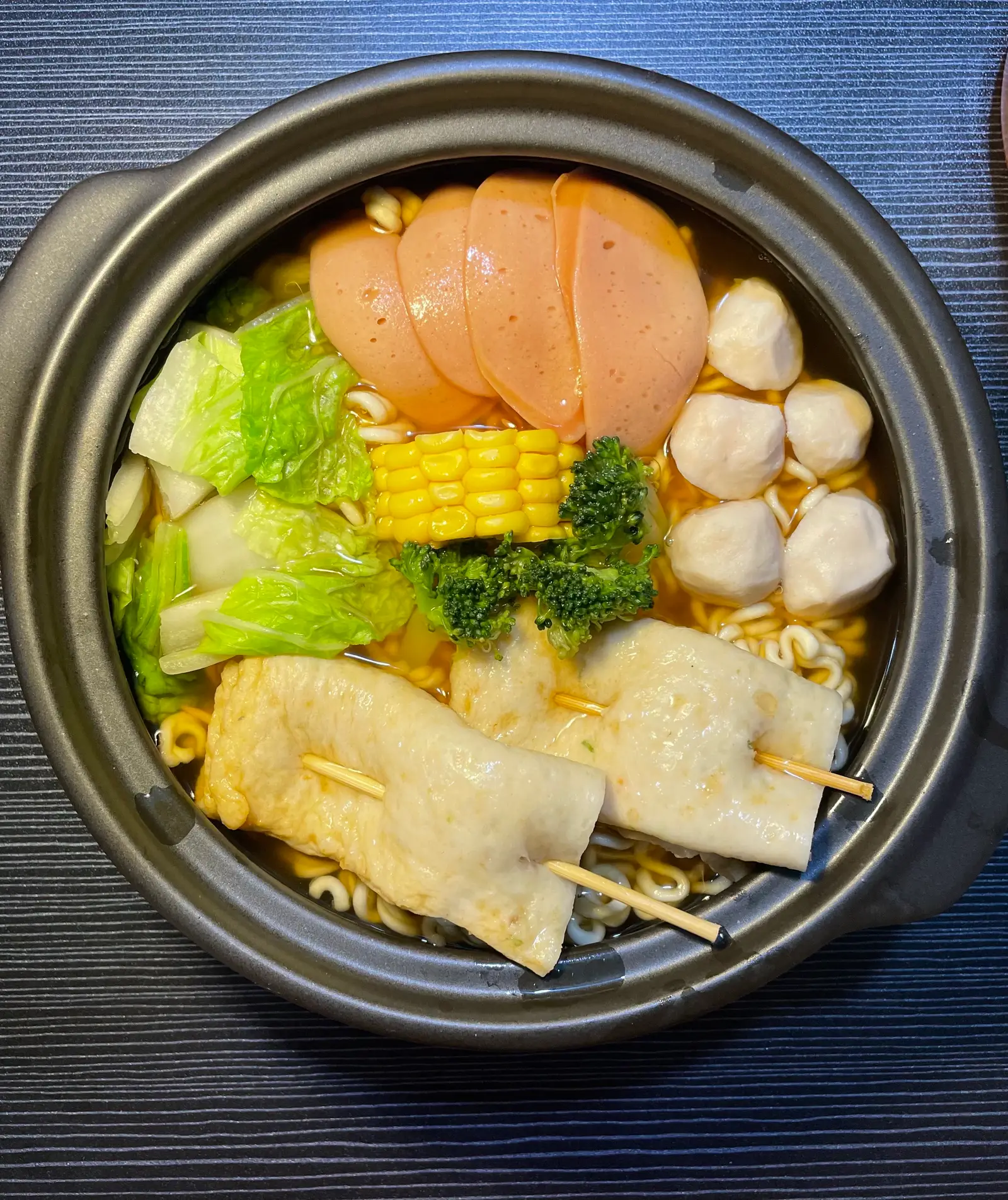 Hình ảnh Mì cay chả cá hàn quốc