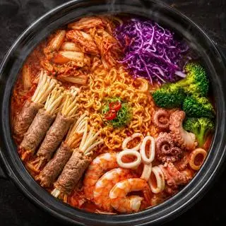 Hình ảnh Mì Cay Thập Cẩm