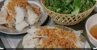 Hình ảnh bánh cuốn nhân hành phi chả quế