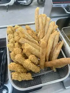 Hình ảnh Nem chua rán