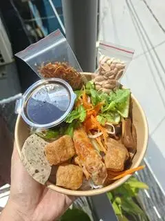 Hình ảnh Bún trộn Lành đặt biệt 