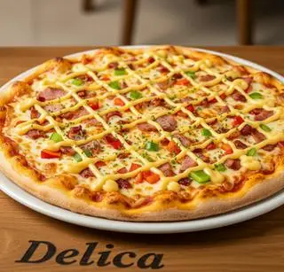 Hình ảnh Pizza Xốt Phô Mai Xúc Xích Bacon