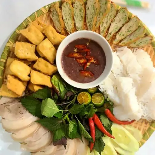 Hình ảnh Bún đậu chân giò chả cốm