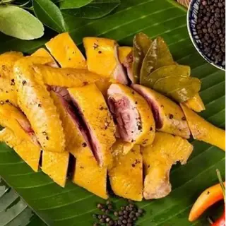 Hình ảnh 1/2 Gà Ủ Muối 