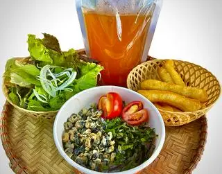 Hình ảnh Bún ốc nhỏ