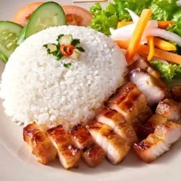 Hình ảnh Cơm ba rọi chiên xả