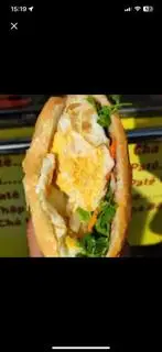 Hình ảnh Bánh Mì Pate 2 Trứng