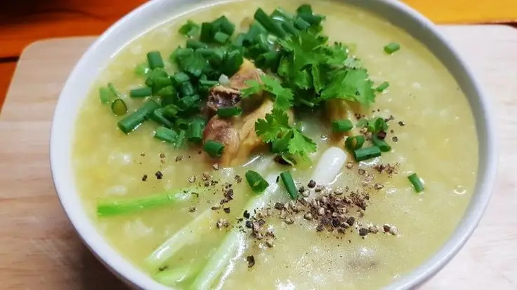 Hình ảnh cháo gà xé