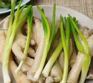 Hình ảnh 8 Chân Gà Hấp Hành 