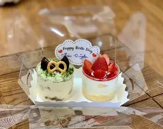 Hình ảnh Set bánh lạnh (mouse và tiramisu) 