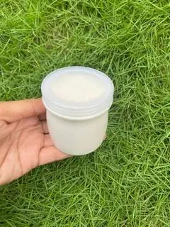 Hình ảnh sữa  chua nhà làm ít ngọt