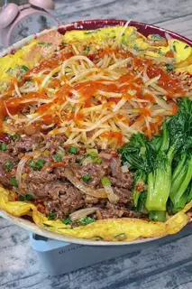 Hình ảnh Nui chiên bò cải, trứng
