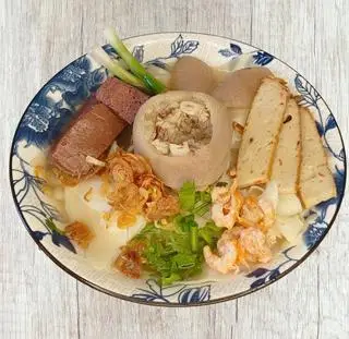 Hình ảnh HOÀNH THÁNH LÁ THẬP CẨM GIÒ GÂN