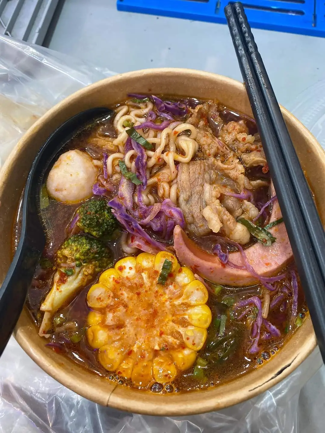 Hình ảnh Mỳ cay bò- viên chiên