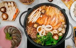 Hình ảnh Lẩu thái hải sản chua cay 2 người