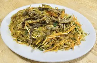 Hình ảnh Miến xào lươn giòn
