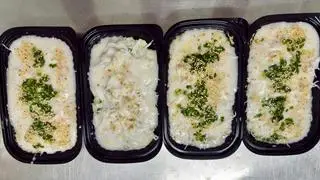 Hình ảnh Khoai mì quết mỡ hành nước dừa
