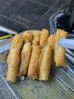 Hình ảnh Combo 5 Nem chua rán + 5 Nem bò bía (10 cái) 
